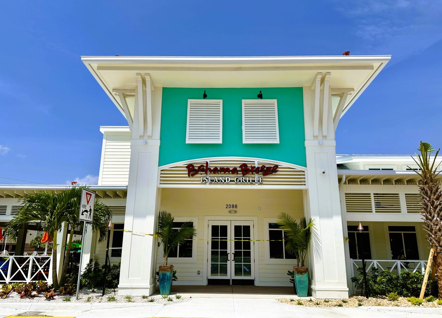 Bahama Breeze Naples 1